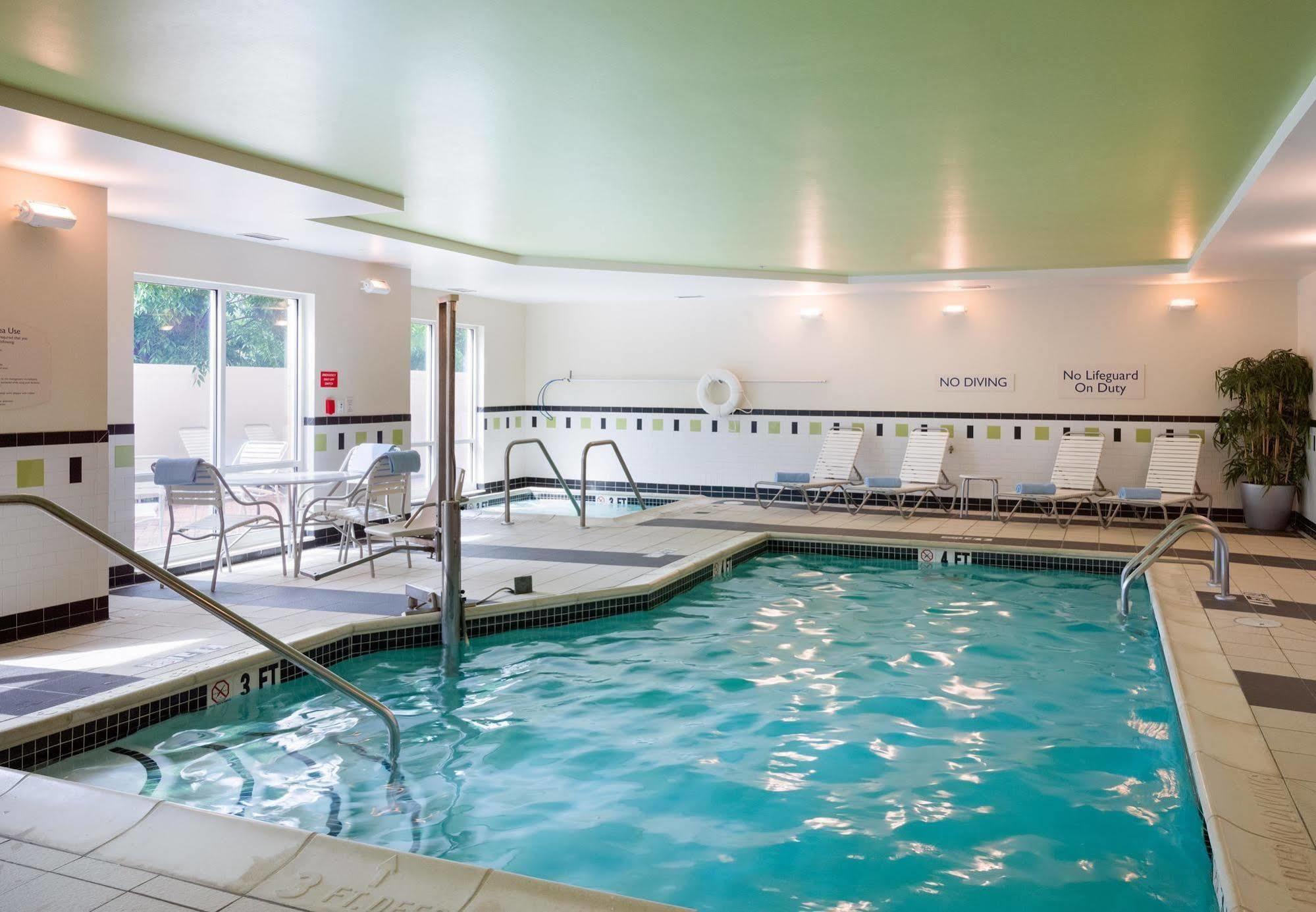Fairfield Inn & Suites Lock Haven Esterno foto
